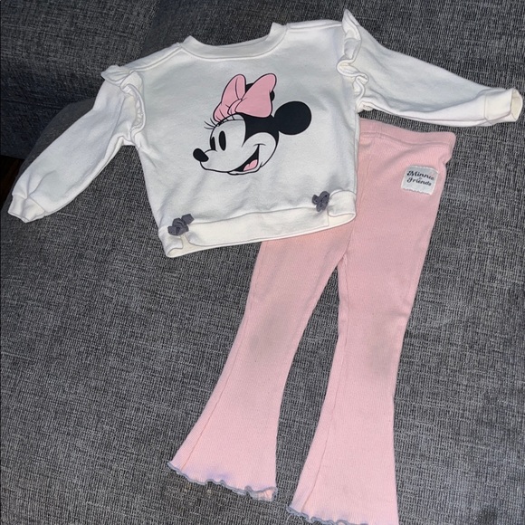 Minnie Mouse Sweater and Legging Set - Picture 1 of 6